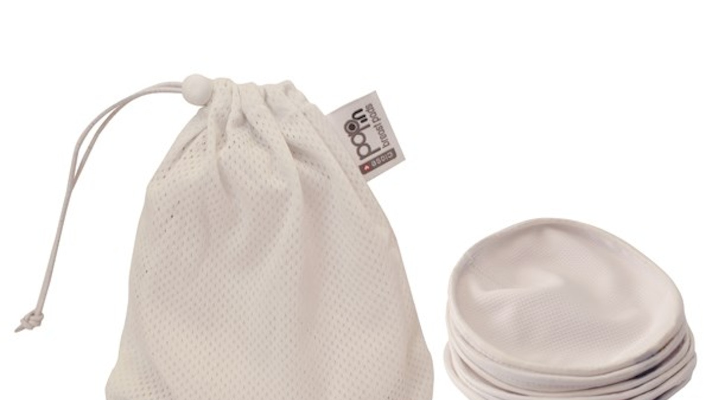 Shaped to fit the breasts' natural contours, these breast pads improve the fit and reduce visible lines. Incredibly slim, they are made up of three layers – fast-wicking polyester to remove wetness from the skin, an absorbent core of soya bean fabric, an