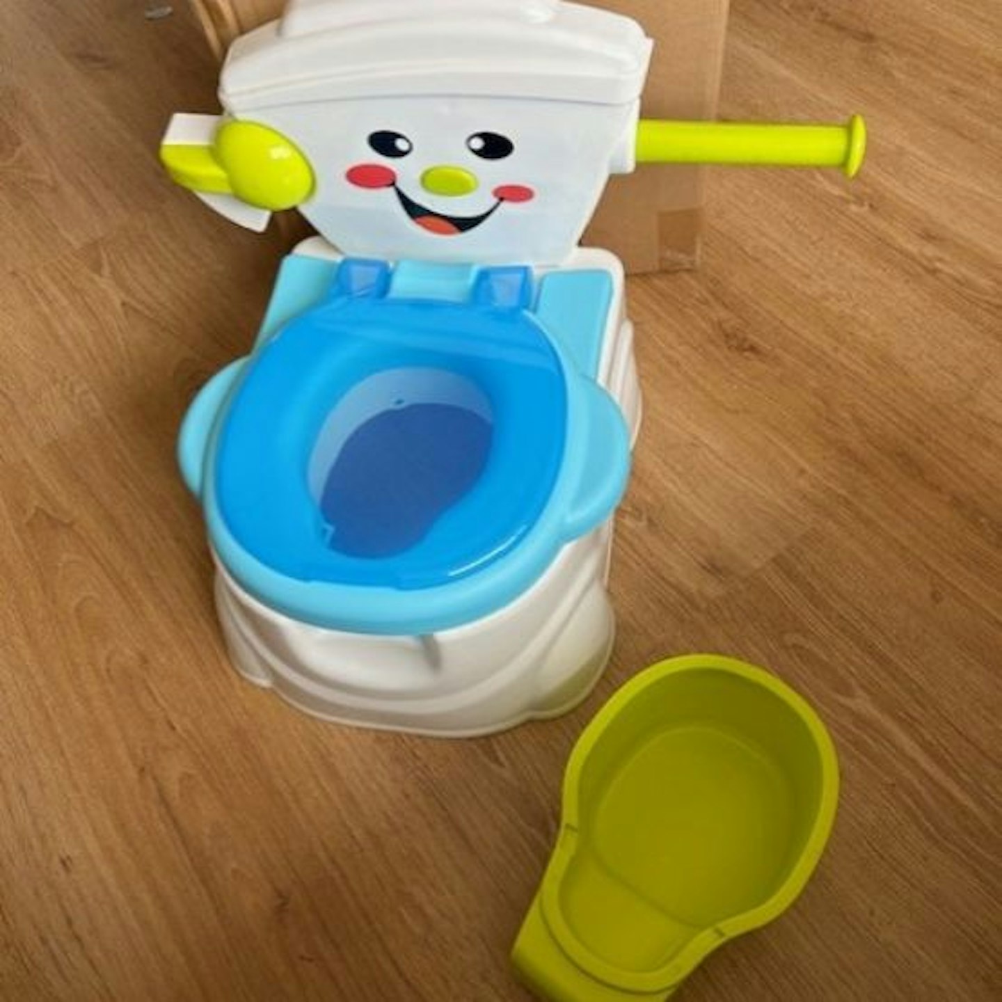 The SA Potty with its inner removable part for easy cleaning